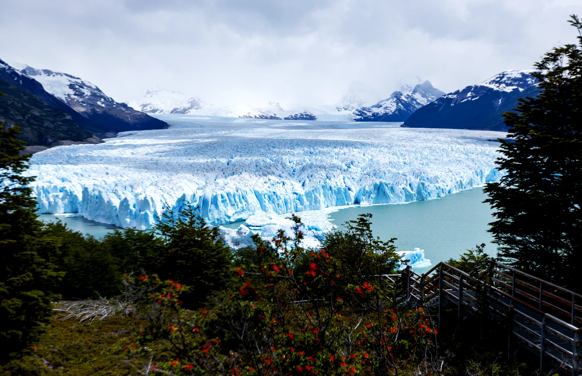El Calafate – im Wind Patagoniens und vor dem Perito-Moreno-Gletscher